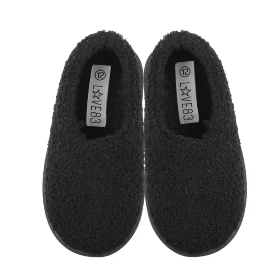 LOVE83 Teddy Sherpa Black little girls or boys Slippers booties -NWTS